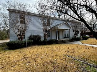 194 McCord St, West Pt, MS 39773