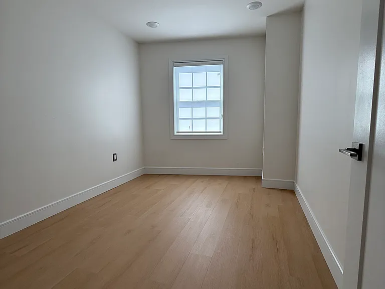 627 Valley Rd #B — Photo 16