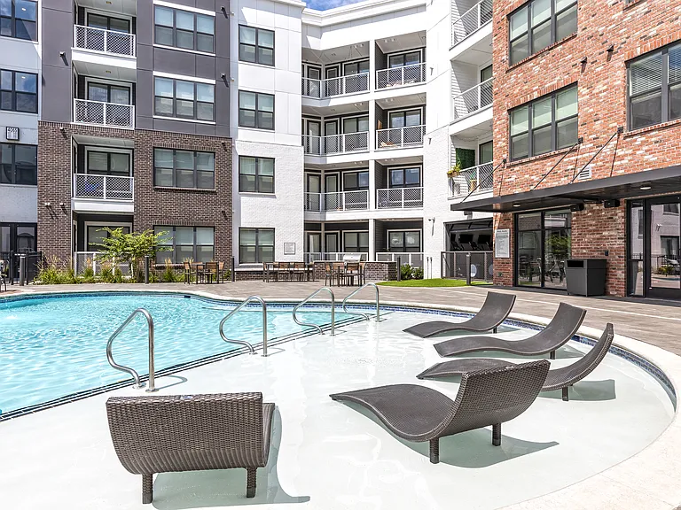 Vintage Century Farms Apartments — Photo 22