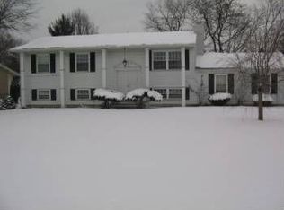 24201 W James Ridge Rd, Millbury, OH 43447