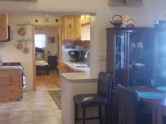 4th image of 410 Kopra St