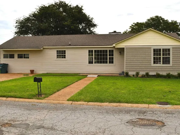 306 Oak St, Tuscumbia, AL 35674