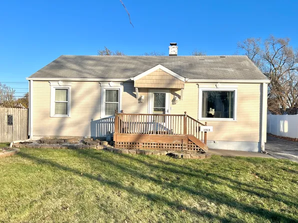 1313 N Irving Ave, Berkeley, IL 60163