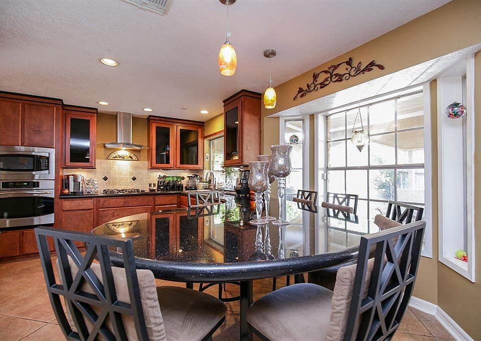 1st image of 3031 Pecan Point Dr