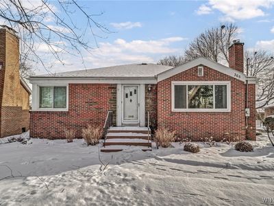 365 Pine Ridge Rd, Buffalo, NY, 14225