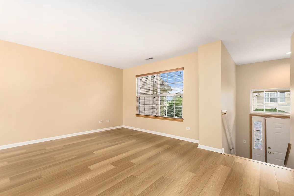 Building Photo - 2611 Canyon Dr #2611