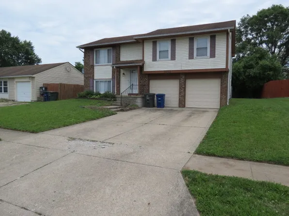 2711 Millrace Dr, Columbus, OH 43207