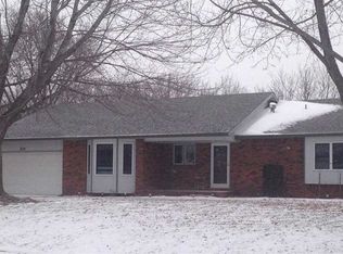 430 S 2nd St, Clearwater, KS 67026