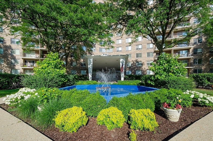 1st image of 7141 N Kedzie Ave APT 1103