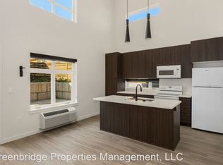 4235 NE Highland Ct UNIT A, Portland, OR 97218