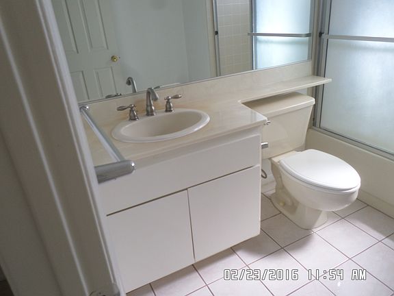 3rd image of 521 N Chandler Ave Unit B
