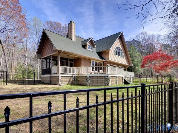 8908 Thomas Higgs Ct, Toano, VA 23168