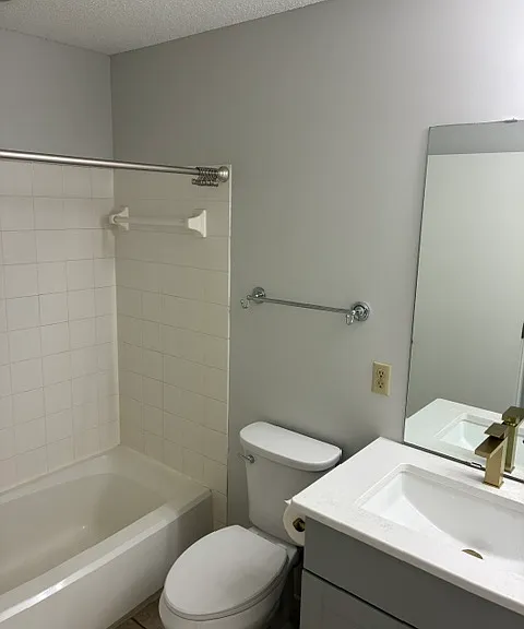 581 Mission Hills Dr — Photo 13