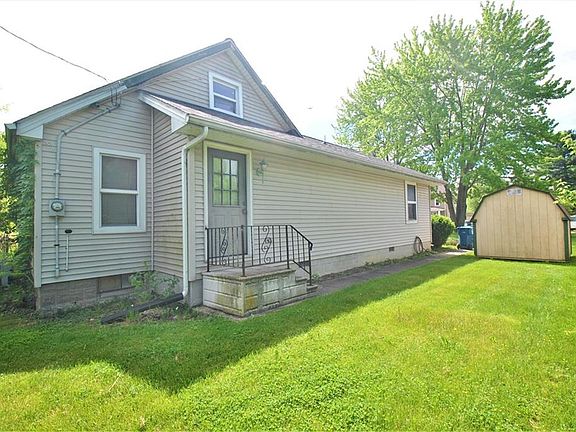 3rd image of 2429 E 32nd St