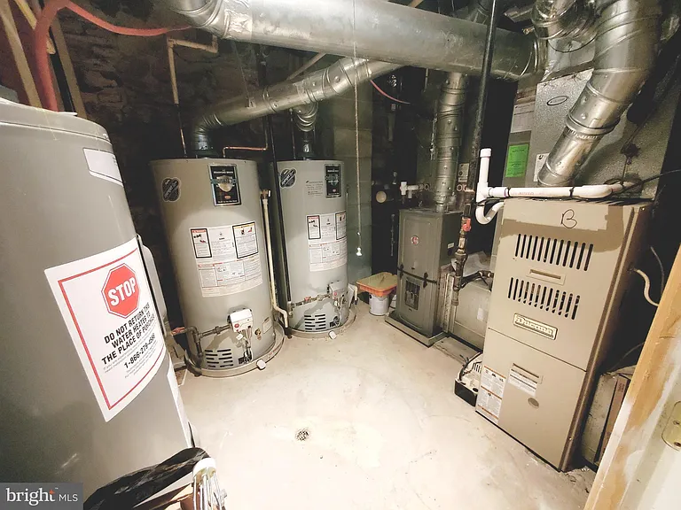 1131 N Gilmor St #BASEMENT — Photo 13
