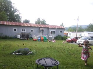 37 Upham Pl, Claremont, NH 03743