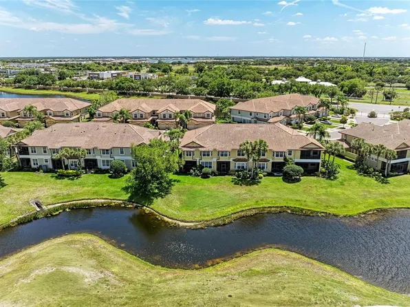 8432 Miramar Way, Lakewood Ranch, FL 34202
