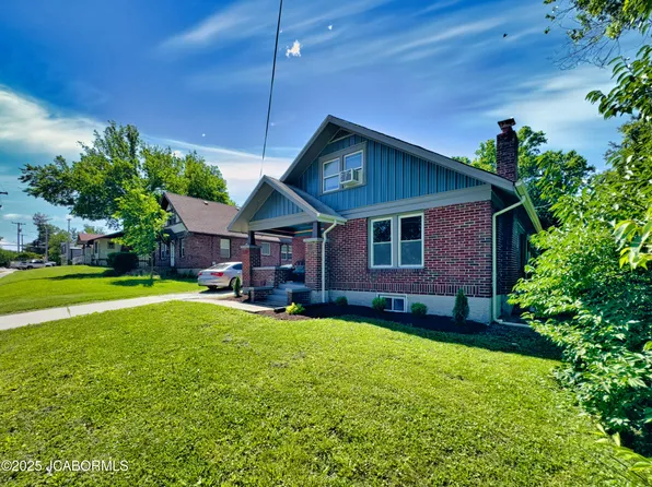 1008 W Broadway, Columbia, MO 65203