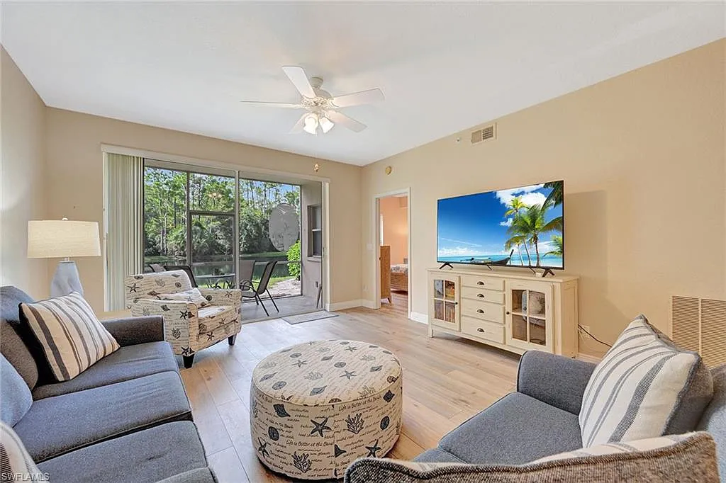 3245 Cypress Glen Way — Photo 3