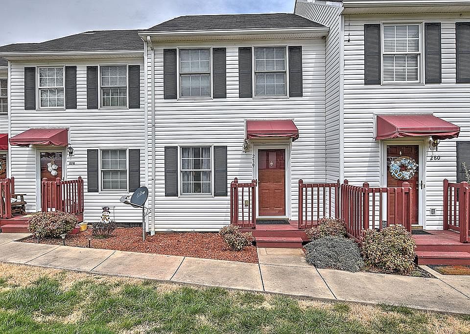 1st image of 580 Beaverview Dr