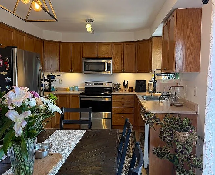 141 Gail Parks Cres — Photo 9