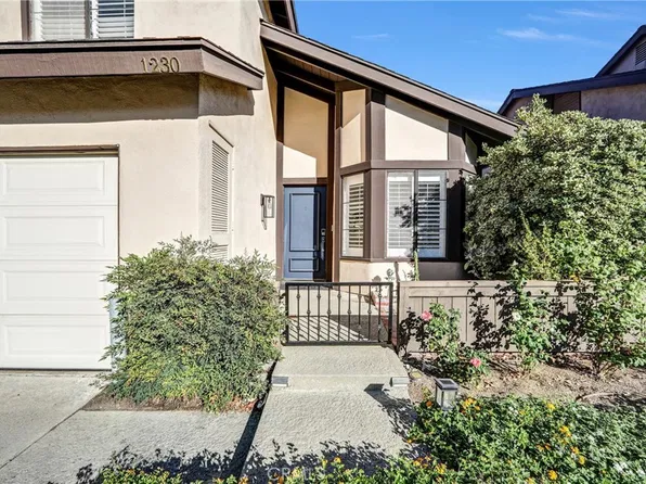 1230 Stonewood Dr, Duarte, CA 91010