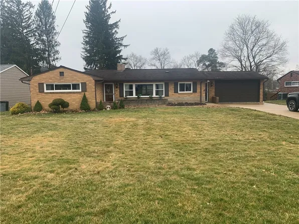 2212 Manor Dr, Ford City, PA 16226