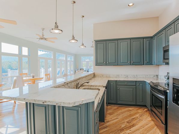 200 Lake Club Ct #1285-202