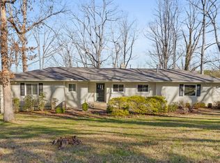 207 Dawn St, Signal Mountain, TN 37377