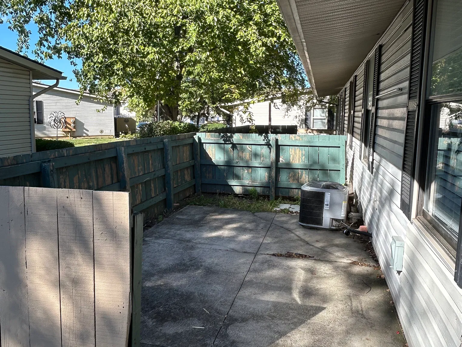 2 bed, 864 sqft, $1,299 — Photo 2