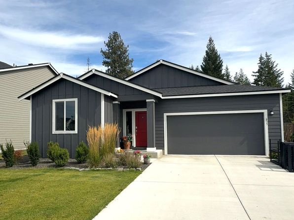 833 E Burdock Loop
