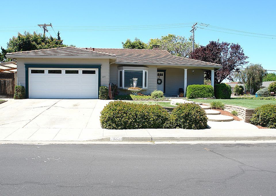 1st image of 320 Salsbury Dr