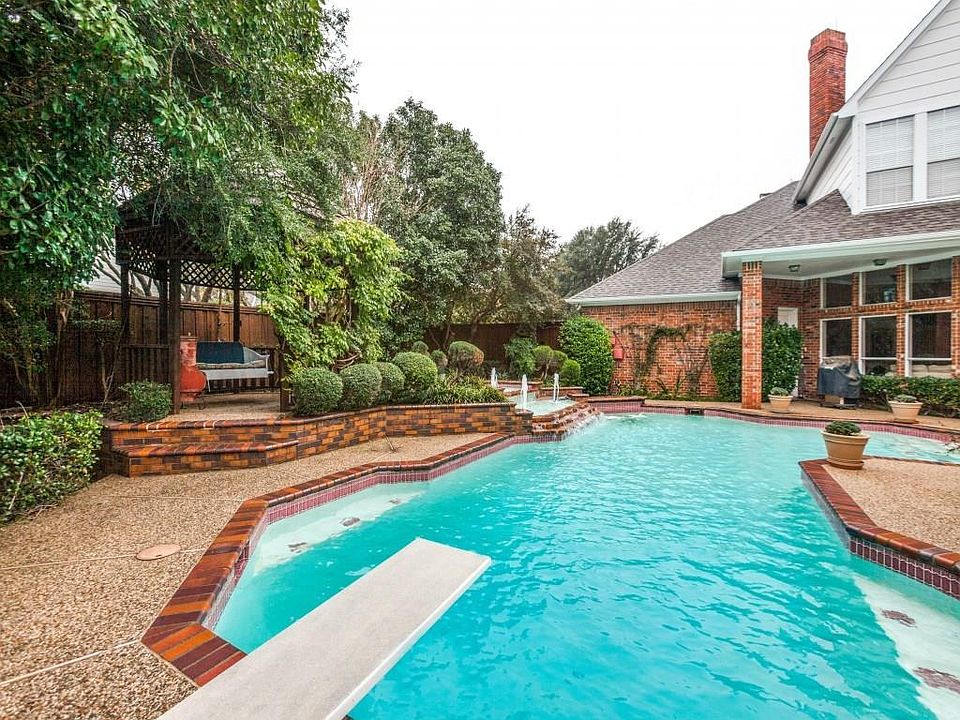 2nd image of 4608 Saxon Dr