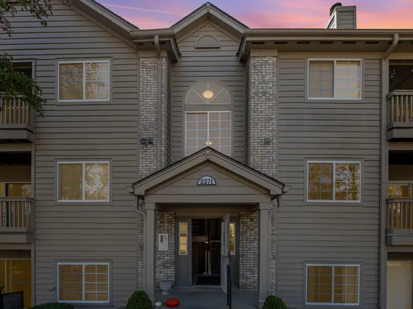 2271 Teal Briar Ln APT 207, Burlington, KY 41005