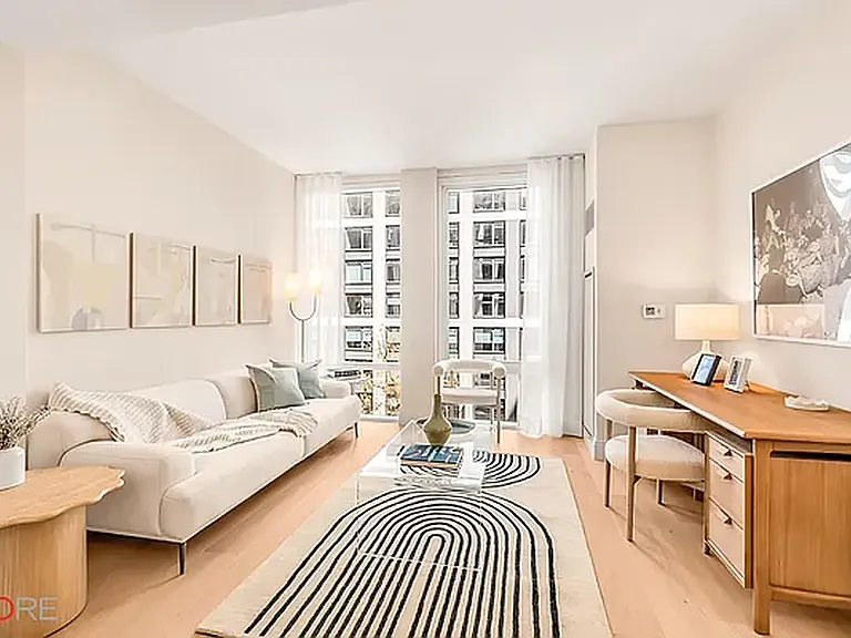 501 3rd Ave #7B — Photo 1