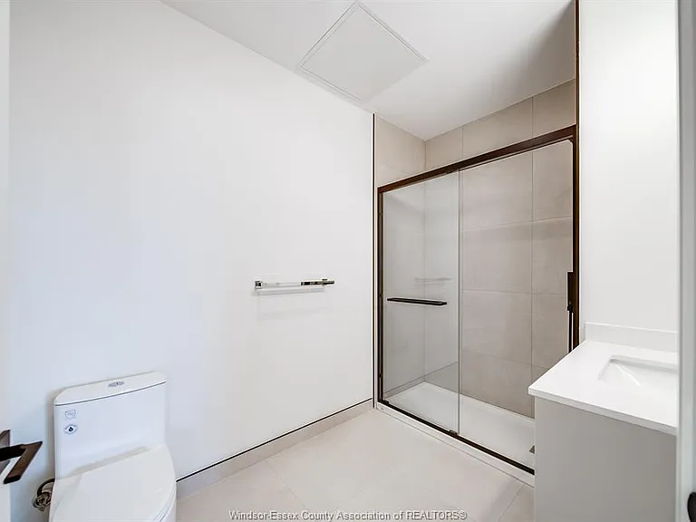 4300 Laurier Pkwy #543 — Photo 34