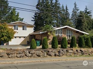 22325 44th Ave W, Mountlake Terrace, WA 98043