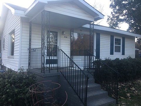 4th image of 814 E Charles St