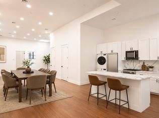 215 S 4th St #1C, Brooklyn, NY 11211
