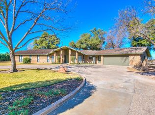 500 McCarver Dr, Ballinger, TX 76821