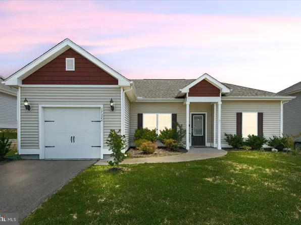 17324 Mary Adams Ave, Bowling Green, VA 22427