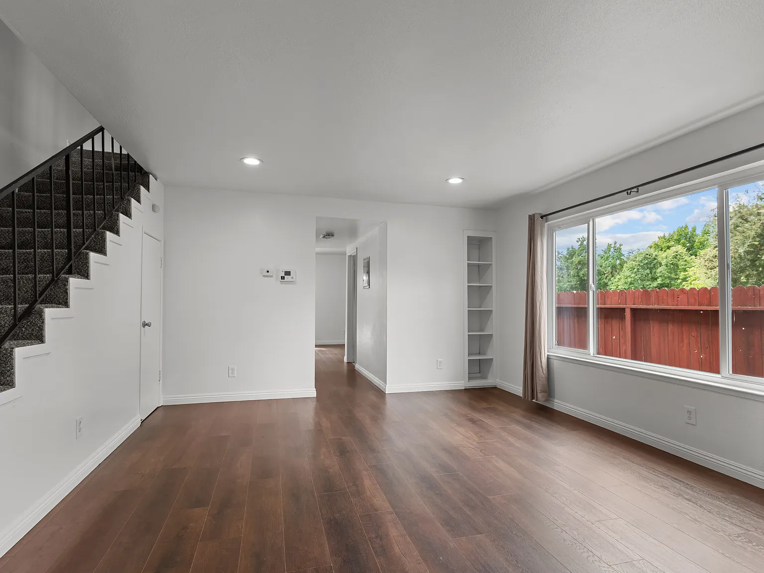 2400 Northrop Avenue - 1 — Photo 2