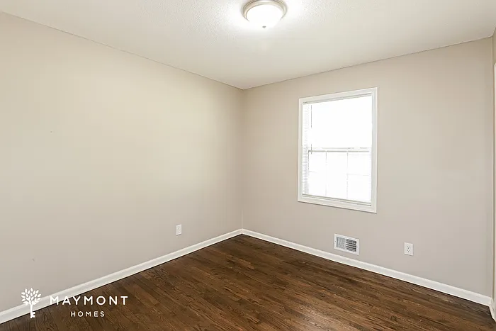 804 W Jones St — Photo 13