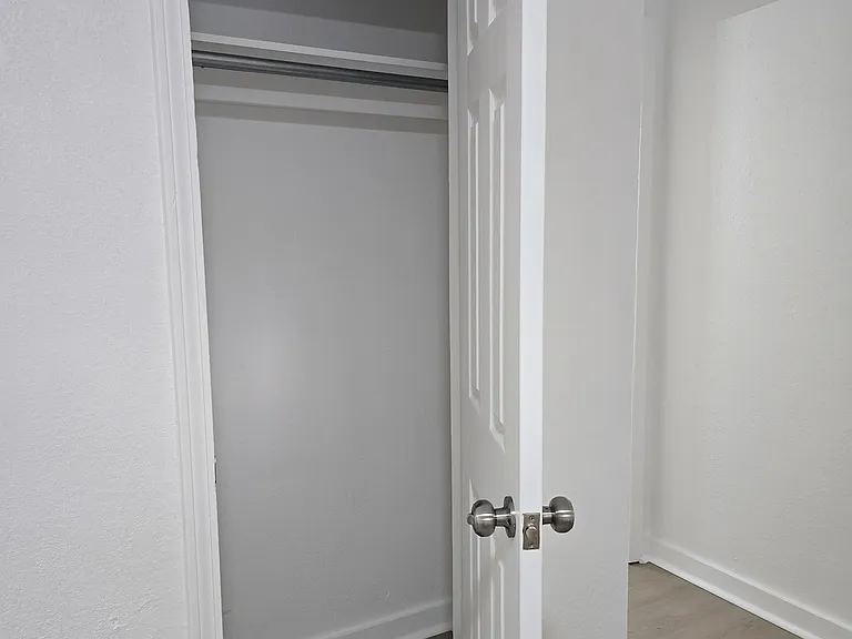 301 E Main St #12 — Photo 7