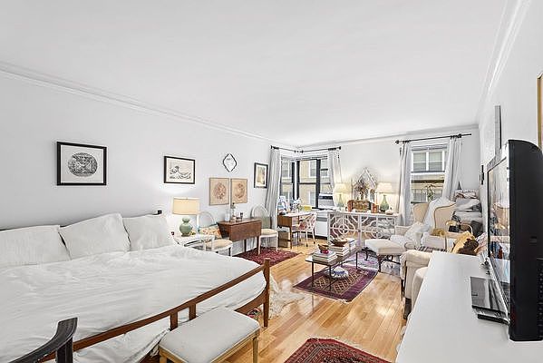 1st image of 420 E 86th St APT 3E