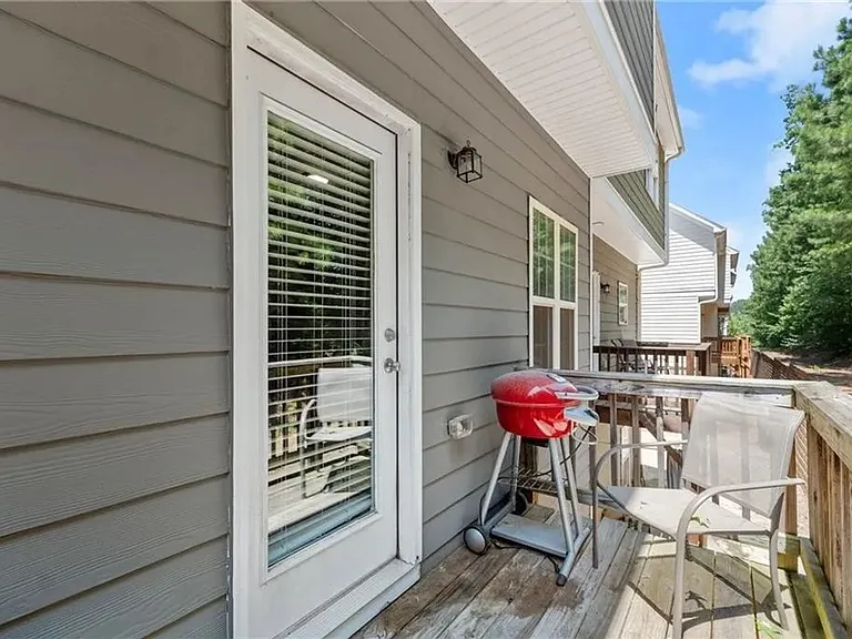 4202 Chatham Ridge Dr — Photo 24