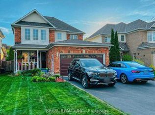 102 Cecil Found Cres, Clarington, ON L1E3E7