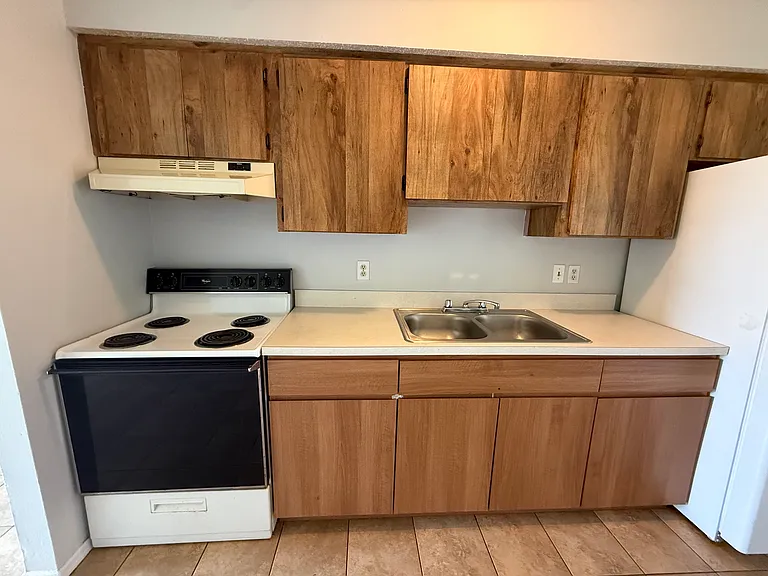 4140 Fargo St N #A — Photo 2