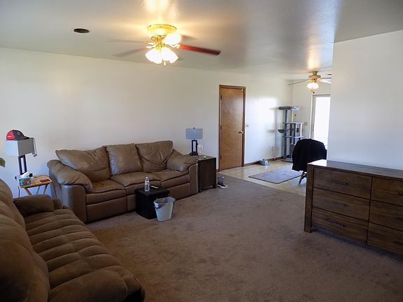 2nd image of 703 Rodemyre St