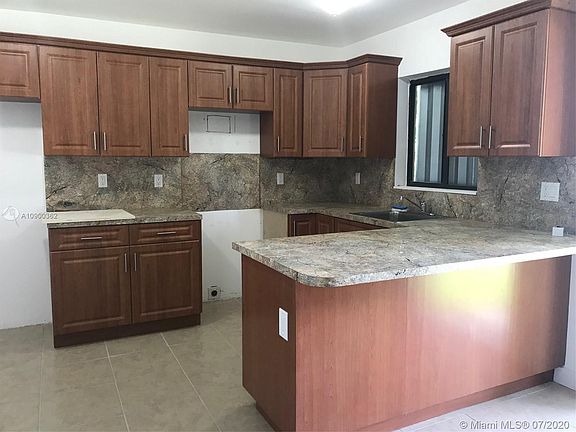 3rd image of 28043 SW 143rd Ct